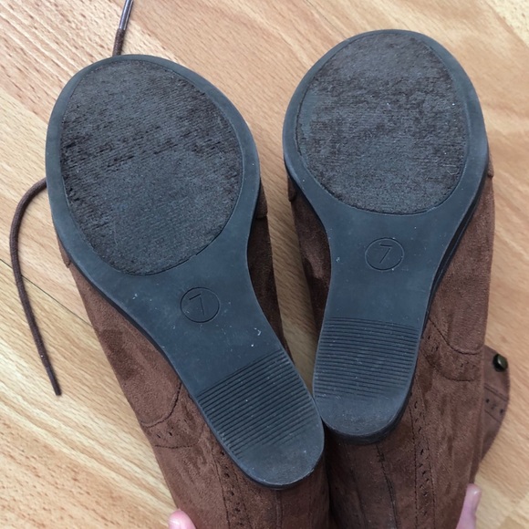 MOSSIMO // wedge booties // suede // hook+tie // camel brown - Picture 7 of 8